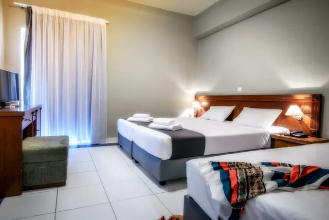 غرفة قياسية بسرير كوين، Zeus Hotels Neptuno Beach 1/2