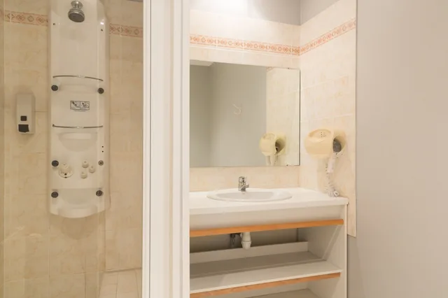 غرفة كلاسيكية بسرير كوين، The Originals City, Hôtel Belem, Saint-Malo 9/10