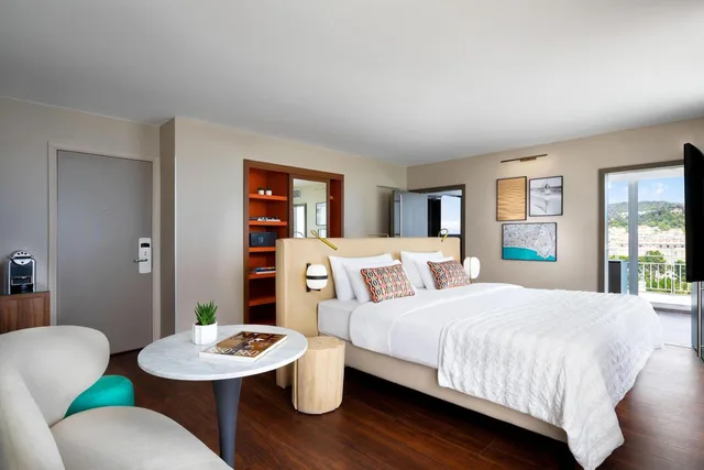 جناح جونيور بإطلالة على الحديقة، LE MERIDIEN NICE 2/4