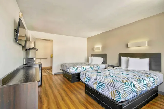 2 Full Beds - Smoking، Motel6 Conyers, GA 2/5