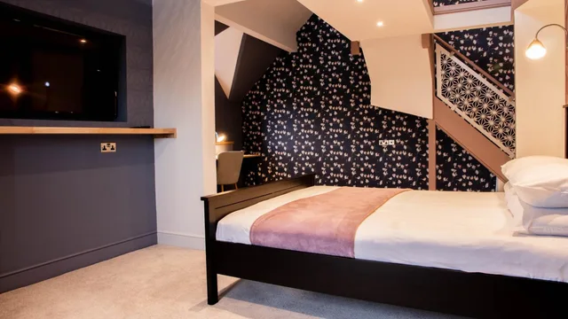 غرفة سوبيريور بسرير مزدوج، The Jacobean Hotel 4/8