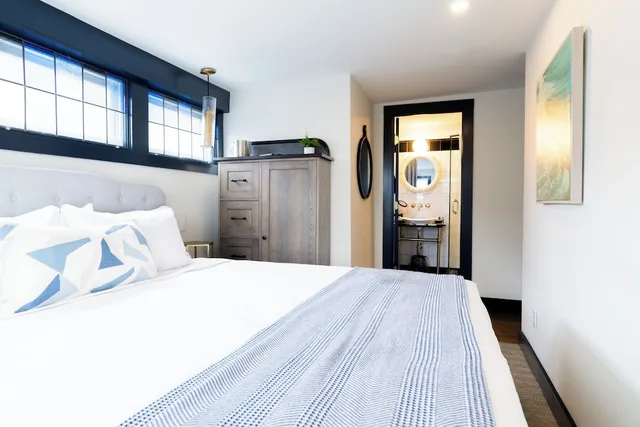 غرفة قياسية بسرير كينج، Hotel Ginger 5/9