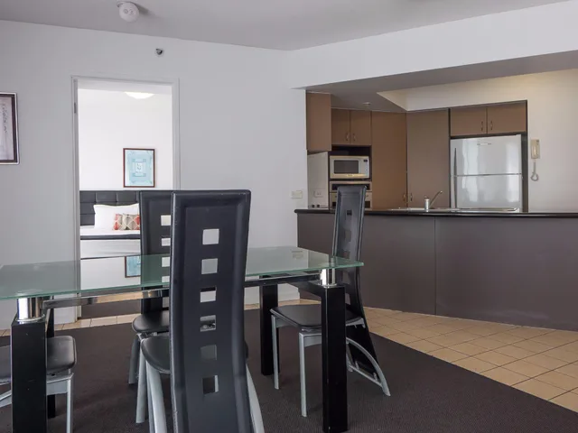 2 Bedrooms, Sub, Penthouse، Broadbeach Savannah Hotel And Resort 2/2