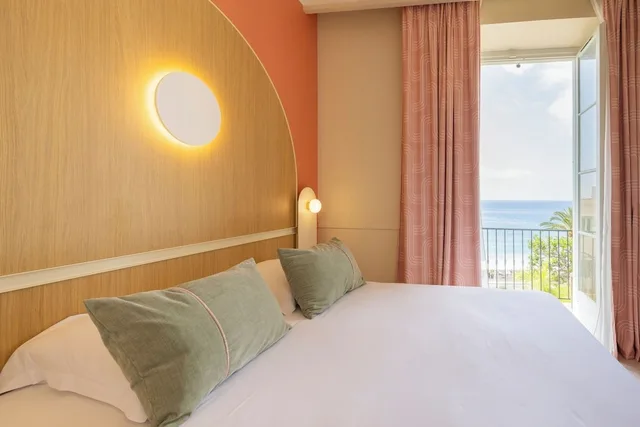 Room, Double or Twin Bed, Sea View, Hotel Vacances Bleues Le Balmoral 5/10
