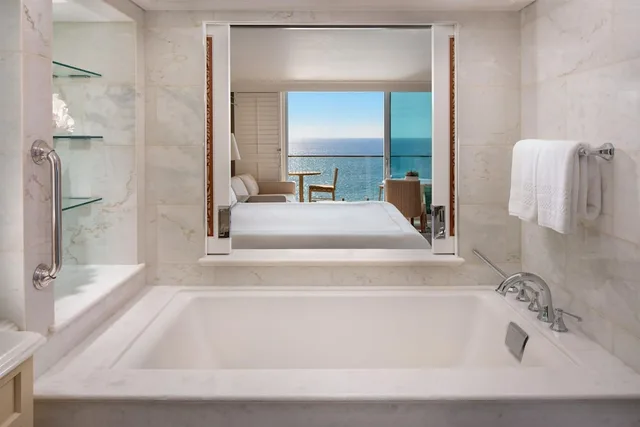 Premium, Studio, 2 Queen Beds, Ocean Front, Surf and Sand Hotel 5/10