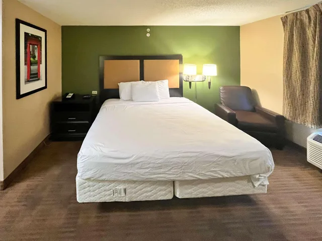 جناح ديلوكس بسرير كينج، Studio6 Memphis, TN – East Memphis 7/10