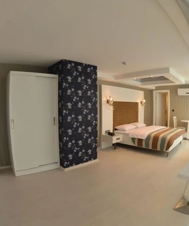 غرفة ديلوكس بسرير كوين بشرفة، Sahin Hotel 2 3/3