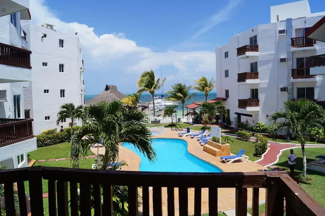 Imperial Las Perlas, Cancun 1/66