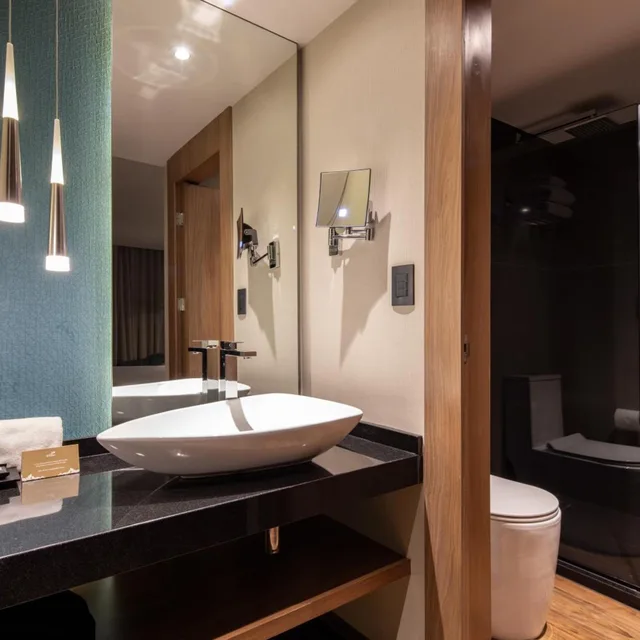 غرفة تنفيذية ثلاثية، Hotel Real del Río 8/10