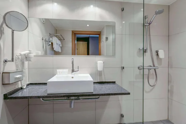 Superior, Double or Twin Bed, Quality Expo Hotel Oslo 3/3