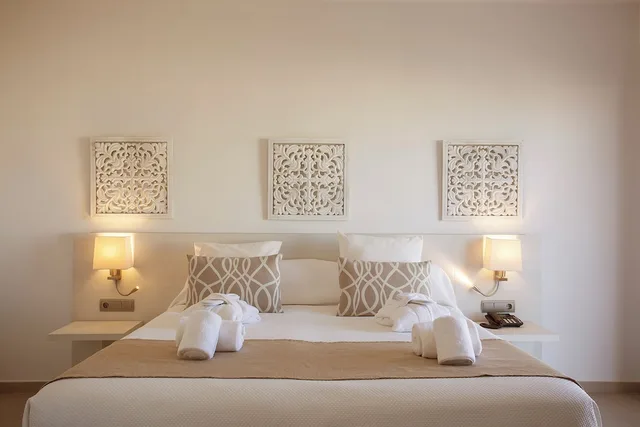 جناح جونيور بإطلالة على الحديقة بشرفة، Hotel Puchet Ibiza 6/10