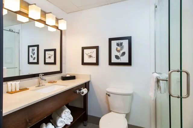غرفة بسريرين كوين لذوي الإعاقة، Country Inn & Suites by Radisson, Rapid City, SD 6/6