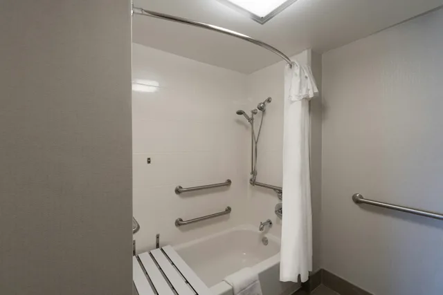 Suite, King Bed, Accessible, Homewood Suites By Hilton Memphis Germantown 4/5