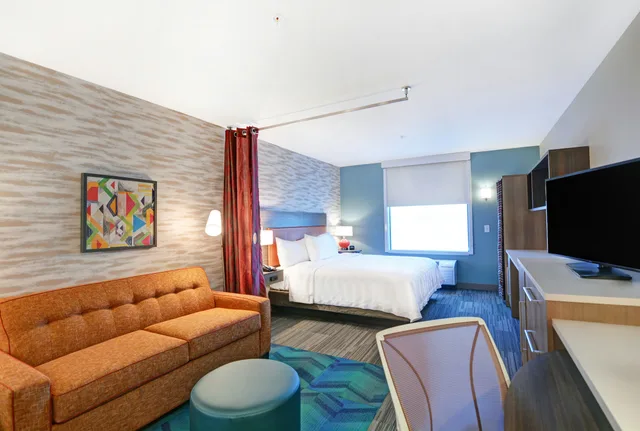 Studio, Suite, King Bed, Home2 Suites By Hilton Clarksville In 4/5