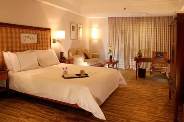غرفة ديلوكس بسرير كينج بإطلالة على النهر، Kande International Hotel Huizhou 2/7