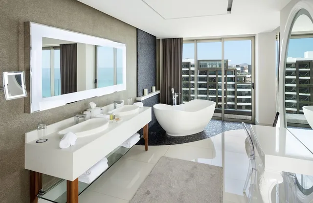 4 Bedrooms, Penthouse, 2 Double Beds, 2 King Beds, Ocean Front، Garza Blanca Resort Spa Los Cabos 5/5