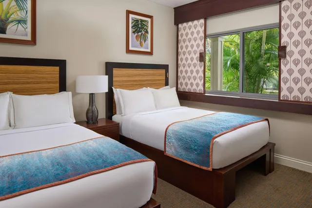 2 Bedrooms, Deluxe, Suite, 2 Double Beds, King Bed, Resort View, Sofa، Hilton Grand Vacations Club Kings’ Land Waikoloa 1/14