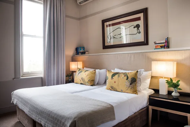 غرفة عائلية بسرير كينج وسرير فردي بغرفتي نوم، Welgelegen Boutique Hotel 3/8