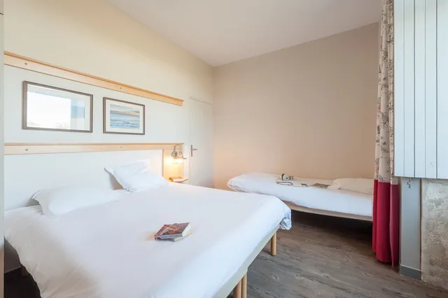 شقة بفراش فوتون وسرير مزدوج وسرير فردي بغرفة نوم واحدة مع أريكة، RESIDENCE PIERRE ET VACANCES LE FORT DE LA RADE 1/6