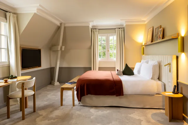 جناح سيغنتشر، Hostellerie La Briqueterie 1/2