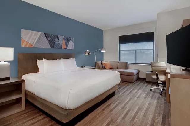 غرفة بسرير كينج مع أريكة لذوي الإعاقة، Hyatt House Mall Of America Msp Airport 1/2