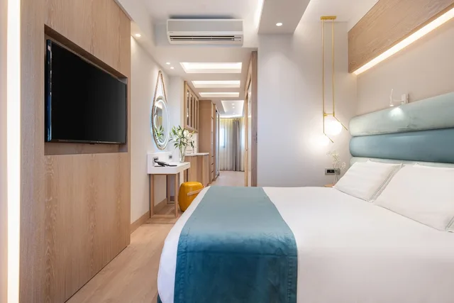 غرفة سوبيريور بسرير كوين بإطلالة على الحديقة، Anthemus Sea Beach Hotel And Spa 2/9