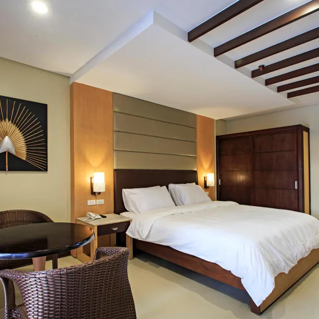 غرفة سوبيريور بسرير كينج، Cebu Westown Lagoon - South Wing 5/8