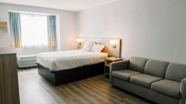 جناح استوديو بسرير كوين، Microtel Inn & Suites by Wyndham Gulf Shores 7/10