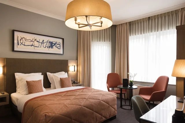غرفة فاخرة بشرفة، Hotel Aragon 1/3