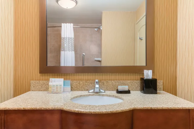 غرفة بسريرين كوين، Hampton Inn By Hilton Edmonton/South Alberta Canada 2/2