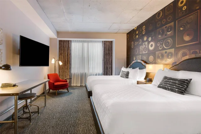 غرفة بسريرين كوين لذوي الإعاقة، Cambria Hotel Nashville Downtown 2/3
