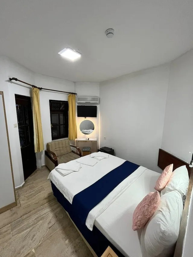 غرفة قياسية بسرير مزدوج، HAN DALYAN HOTEL 1/10