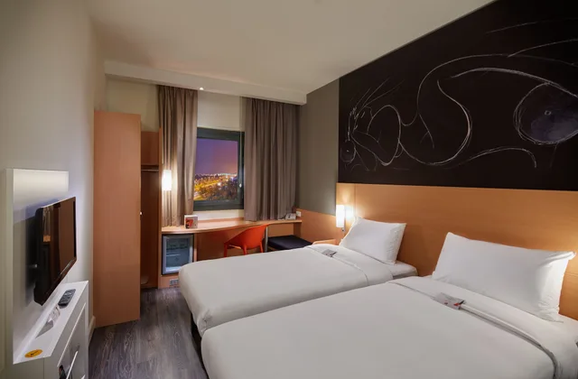 غرفة بسريرين منفصلين، Ibis Ankara Airport 3/10