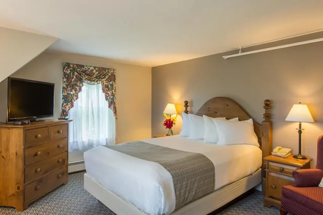 غرفة بسرير كوين بإطلالة على الجبل، Eagle Mountain House And Golf Club 2/6