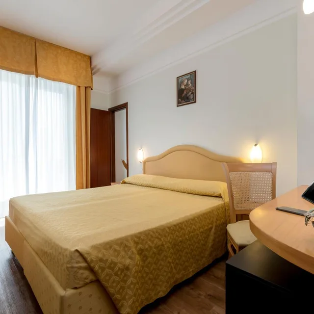 Room, Quadruple, Balcony, HOTEL ASTOR RIMINI 1/4