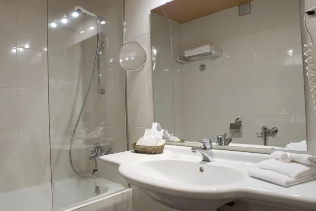 شقة بثلاثة أسرّة بغرفتي نوم مع أريكة، Anyos Park Apartamentos 6/7