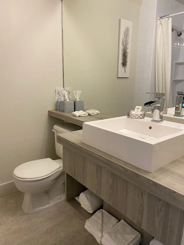 جناح بسرير كينج، Travelodge by Wyndham Drummondville 8/10
