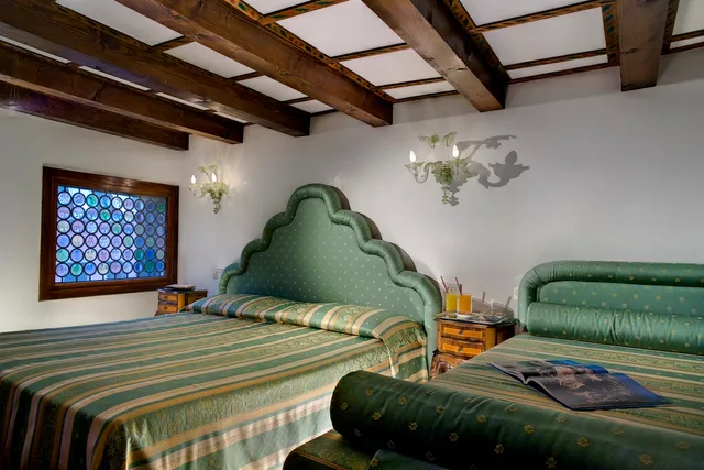 جناح جونيور بسرير كوين، Hotel Giorgione 3/7