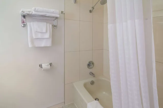 غرفة بسريرين مزدوجين، SureStay by Best Western North Vancouver Capilano 5/5