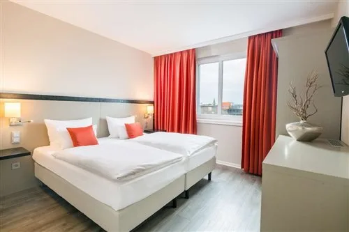غرفة مفردة، Steigenberger Hotel Bielefelder Hof 1/1