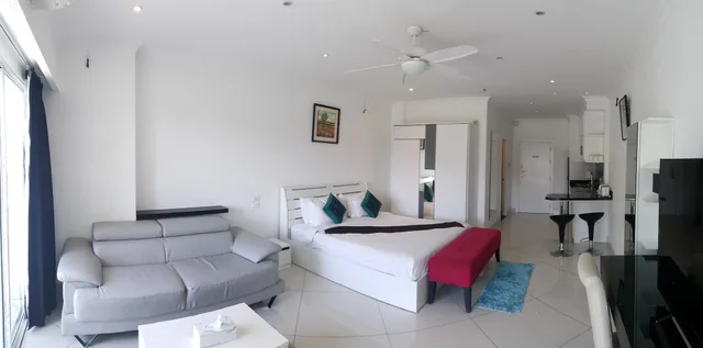 استوديو بسرير مزدوج في طابق منخفض، Vtsix Condo Rentals at View Talay 6 Pattaya 2/4