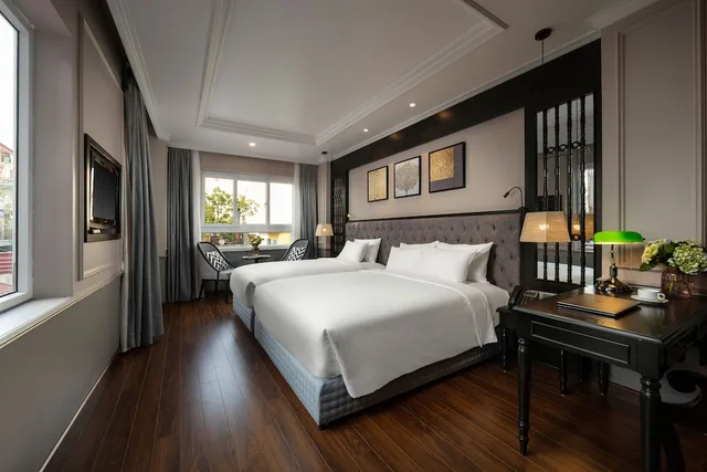 جناح عائلي بسرير كوين وسرير فردي، Hanoi Imperial Hotel 1/3