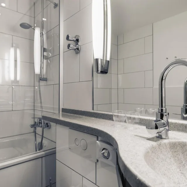 غرفة قياسية بسريرين منفصلين، Mercure Hotel Dusseldorf Neuss 3/3