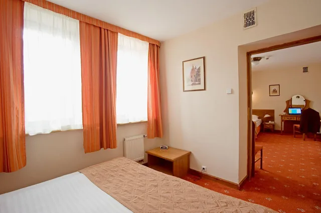 غرفة قياسية بسرير مزدوج أو سريرين منفصلين، Hotel Regent 7/9