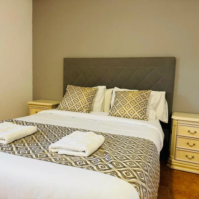 غرفة بسرير مزدوج، Ballestar Hotel Bar & Grill 1/3
