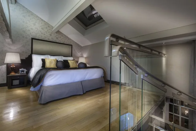 Junior Suite, Double Bed, Villa Florentine 3/10