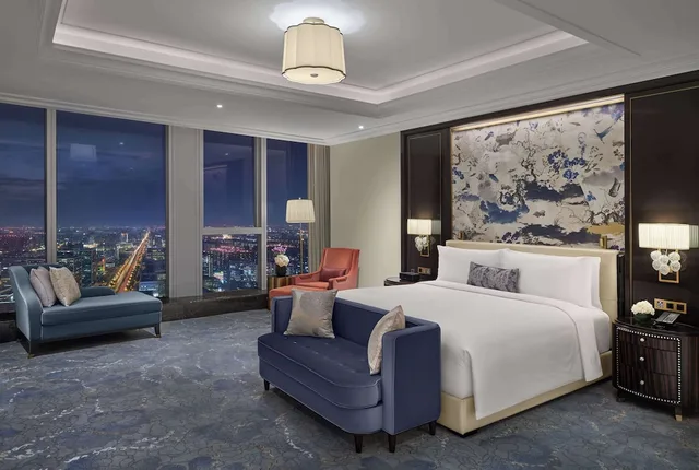 جناح رئاسي بسريرين كينج بغرفتي نوم، Waldorf Astoria Chengdu 2/4