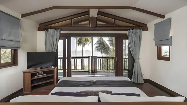 2 Bedrooms, Grand, Pool, Luxury, Villa, King Bed, Beach Front، Barcelo Coconut Island 4/6