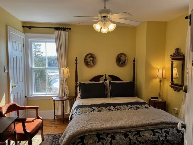 غرفة قياسية بسرير كوين، Surfside Inn 9/10