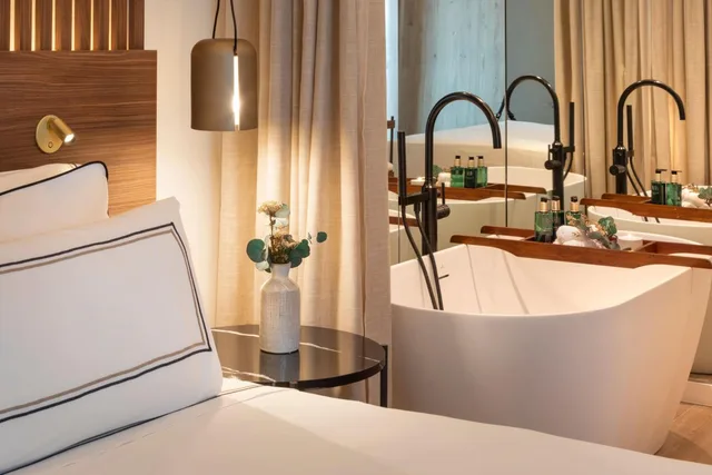 Master, the Level, Suite, Double Bed، Melia Granada 3/3